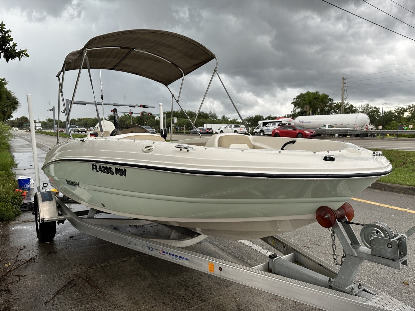 2019 Stingray 182SC Deck Boat – Stk#39779